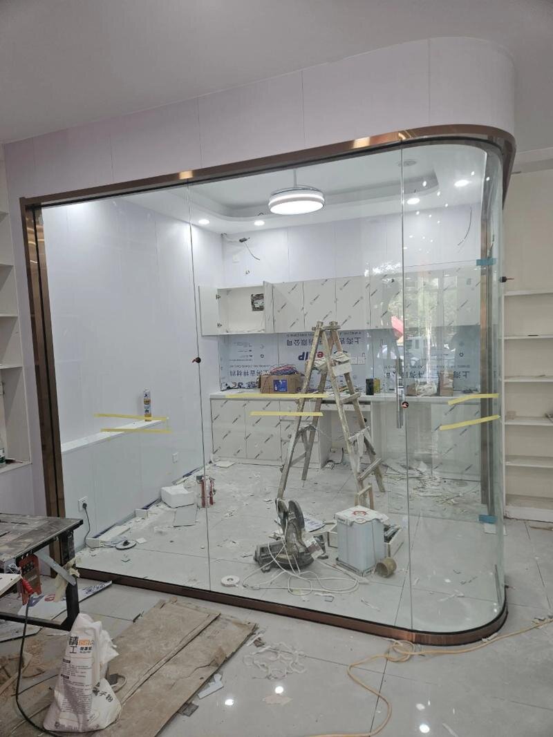 天水市弧形玻璃异形展柜玻璃 - 价格